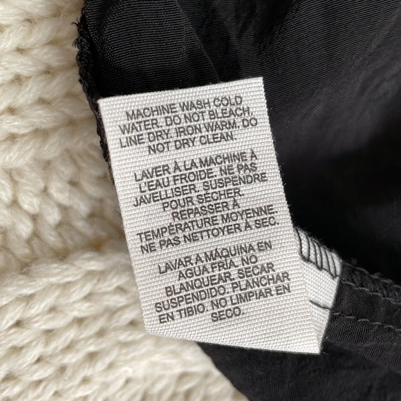 (Free When Bundled) Garage Black Skater Skirt w/ Pockets - Picture 3 of 9